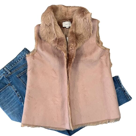 NWT LOFT Reversible Mauve Pink Suede & Faux Fur Open Vest - SIZE MEDIUM - Picture 1 of 10